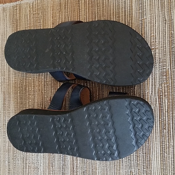 Leather Sandals - Picture 3 of 3